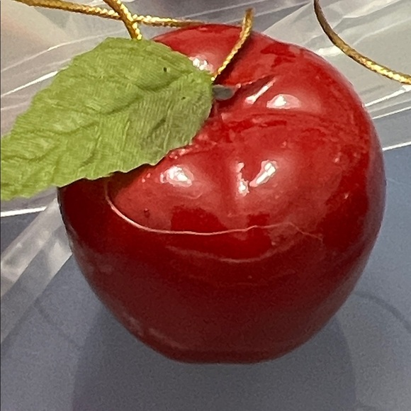 Vintage Red Apple Christmas Ornaments (Lot of 30) - Picture 7 of 7